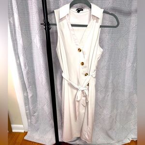 Collared shirtdress with asymmetrical buttons